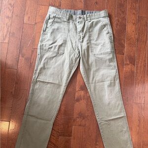 Weatherproof Men's Cargo Pants in Olive 34x32